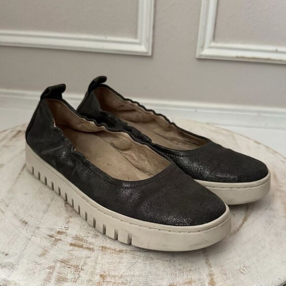 Vionic Uptown Ballet Loafer Elastic Topline Leather Polluted Silver Women's 6 - Picture 2 of 8